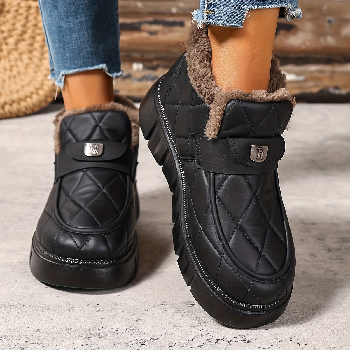 🔥Last Day Promotion 50% OFF - Women's Fashion Versatile Anti-Slip Warm Boots