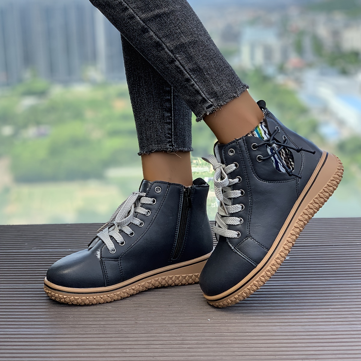 🔥Last Day Promotion 50% OFF - Women's Comfortable Lace-Up Leather Orthopaedic Ankle Boots