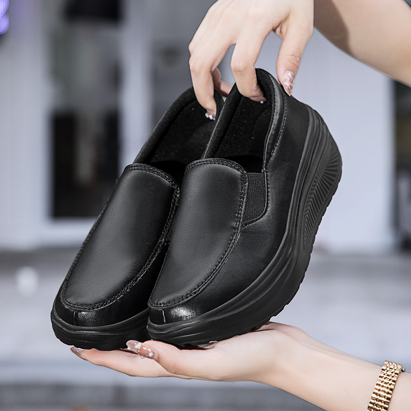 🔥Last Day Promotion 50% OFF - Women's Comfortable Chunky-Soled Wedge Casual Shoes