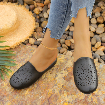 🔥Last Day Promotion 50% OFF - Women's Soft Sole Orthopaedic Leather Sandals
