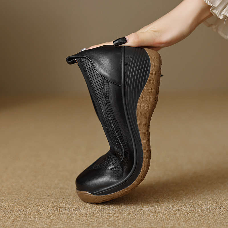 🔥Last Day Promotion 50% OFF - Women's Casual Thick Sole Orthopaedic Leather Shoes