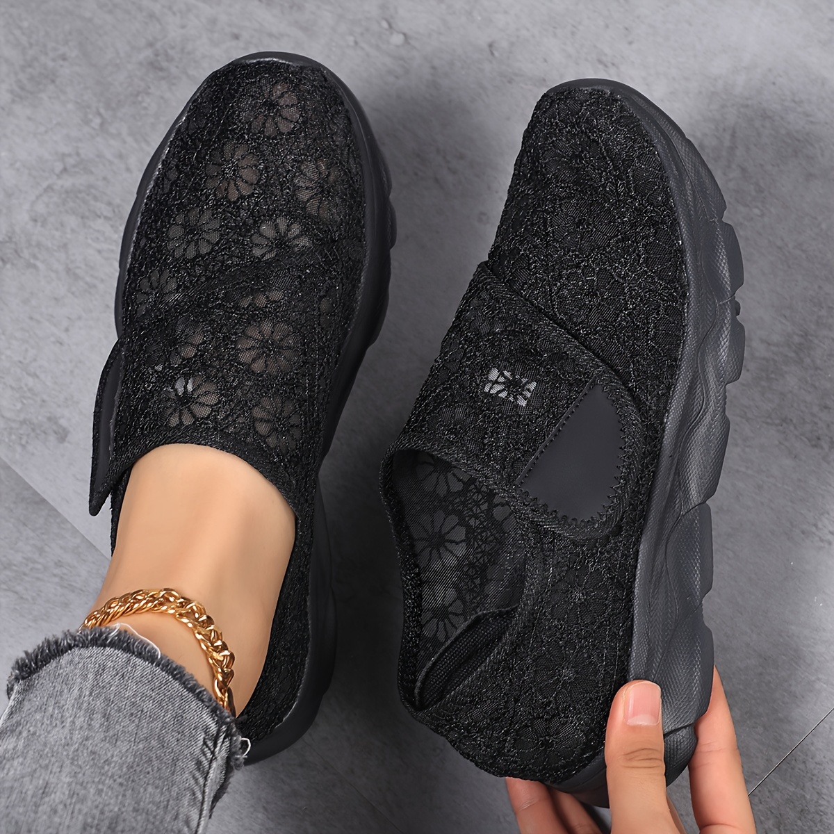 🔥Last Day Promotion 50% OFF - Women's Comfortable Lightweight Breathable Lace Walking Shoes