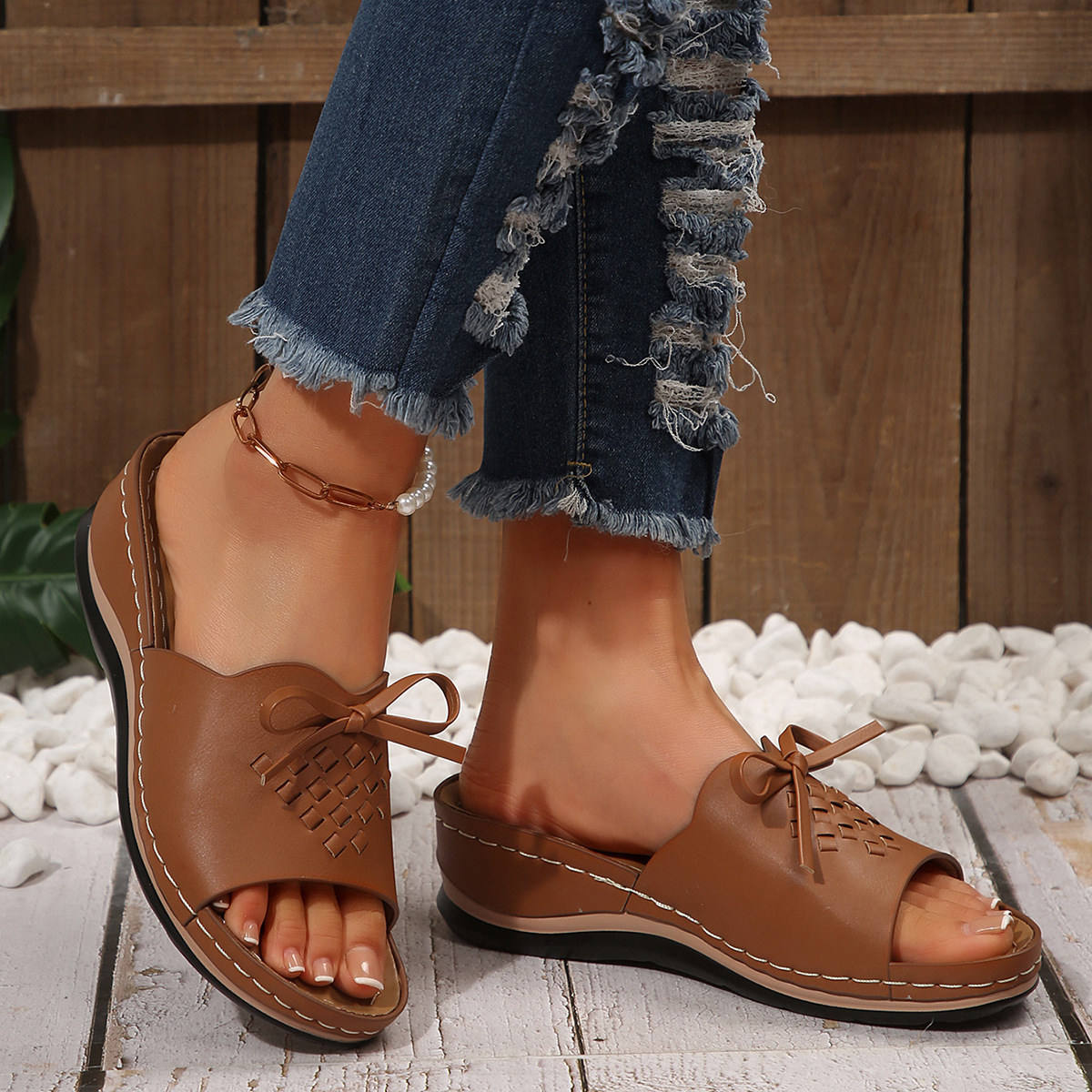 🔥Last Day Promotion 50% OFF - Women’s Fashionable Orthopaedic Leather Wedge Sandals