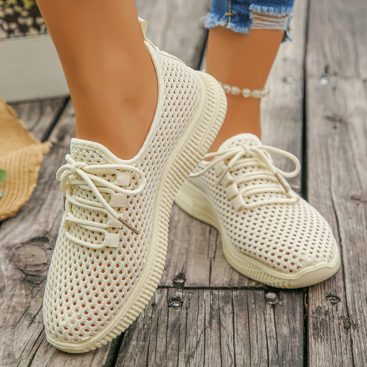 🔥Last Day Promotion 50% OFF - Women's Vibrant Woven Slip-On Shoes