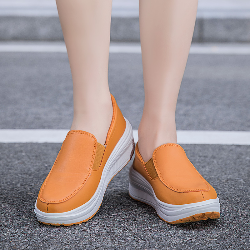 🔥Last Day Promotion 50% OFF - Women's Comfortable Chunky-Soled Wedge Casual Shoes