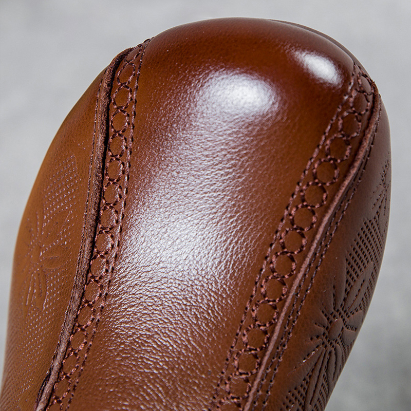 🔥Last Day Promotion 50% OFF - Women's Comfortable Warm Handcrafted Leather Ankle Boots