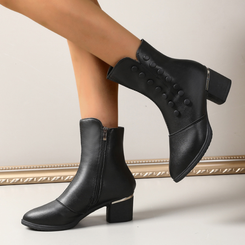 🔥Last Day Promotion 50% OFF -Women's Fashionable Premium Chunky Heel Leather Boots