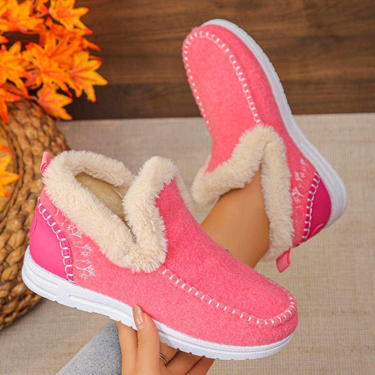 🔥Last Day Promotion 50% OFF - Women's Handcrafted Comfortable Slip-On Snow Boots