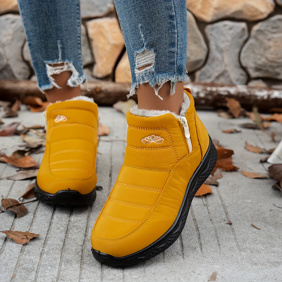 🔥Last Day Promotion 50% OFF - Women's Plush-Lined Non-Slip Warm Snow Boots