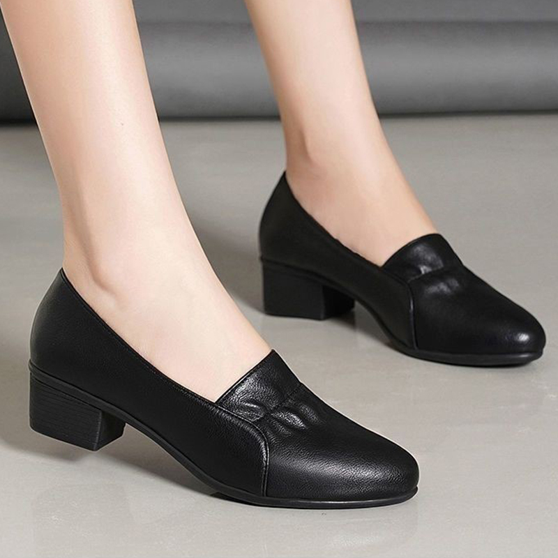 🔥Last Day Promotion 50% OFF - Women's Trendy Non-slip Soft Sole Short Heeled Leather Shoes