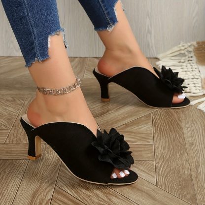 🔥Last Day Promotion 50% OFF - Women's Fashion Floral Casual Slip-On High Heels