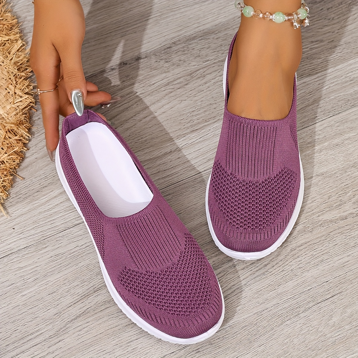 🔥Last Day Promotion 50% OFF - Women's Soft Sole Non-Slip Orthopaedic Walking Shoes