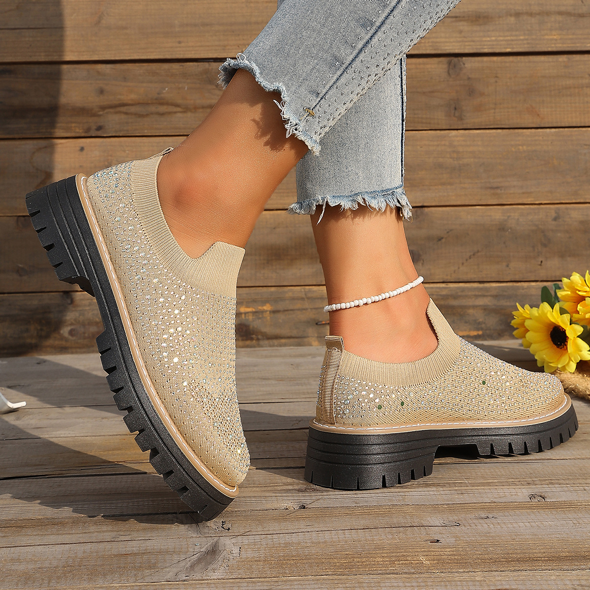 🔥Last Day Promotion 50% OFF - Women’s Fashionable Rhinestone Thick Sole Loafers