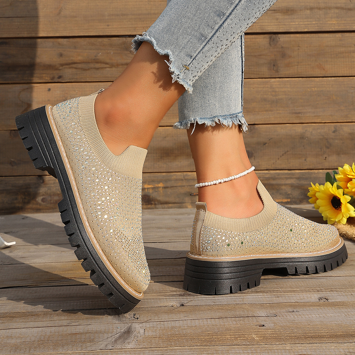 🔥Last Day Promotion 50% OFF - Women’s Fashionable Rhinestone Thick Sole Loafers