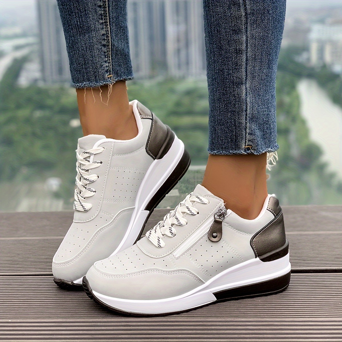 🔥Last Day Promotion 50% OFF - Women's Fashionable Comfortable Side-Zip Thick-Sole Orthopaedic Sneakers