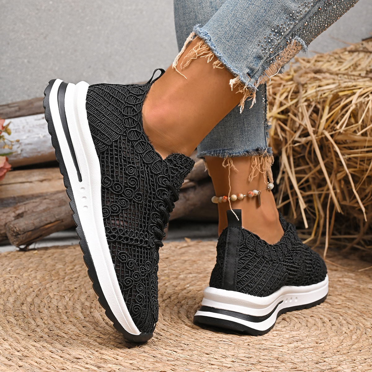 🔥Last Day Promotion 50% OFF - Women's Fashionable Comfortable Breathable Orthopaedic Sneakers