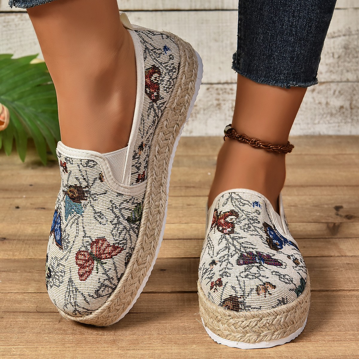 🔥Last Day Promotion 50% OFF - Women's New Stylish Comfortable Casual Loafers