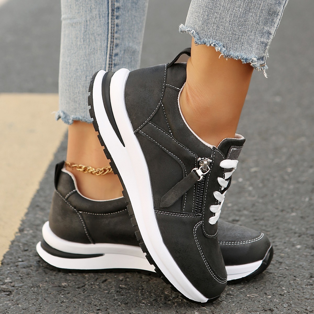 🔥Last Day Promotion 50% OFF - Women's Comfortable Fashion Orthopaedic Sneakers