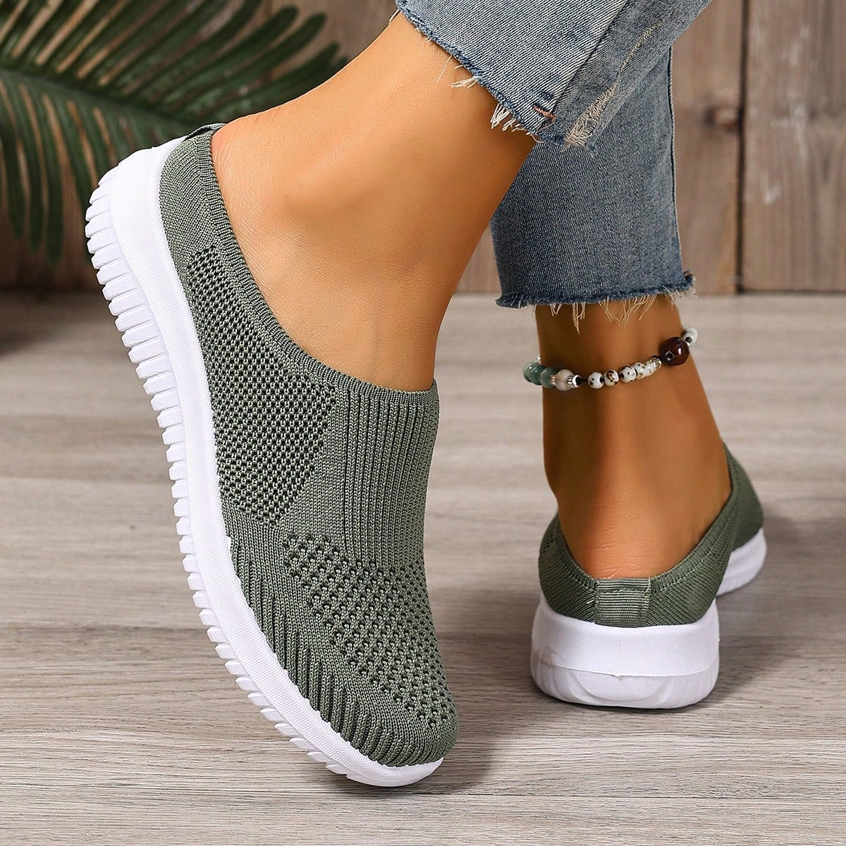 🔥Last Day Promotion 50% OFF - Women's Soft Sole Non-Slip Orthopaedic Walking Shoes