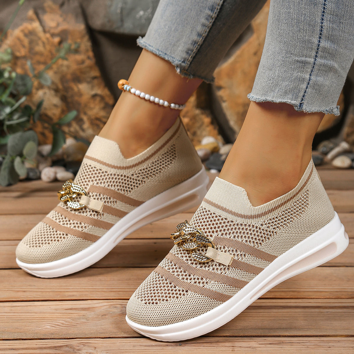 🔥Last Day Promotion 50% OFF - Women's Breathable Slope Heel Soft Sole Orthopaedic Casual Shoes
