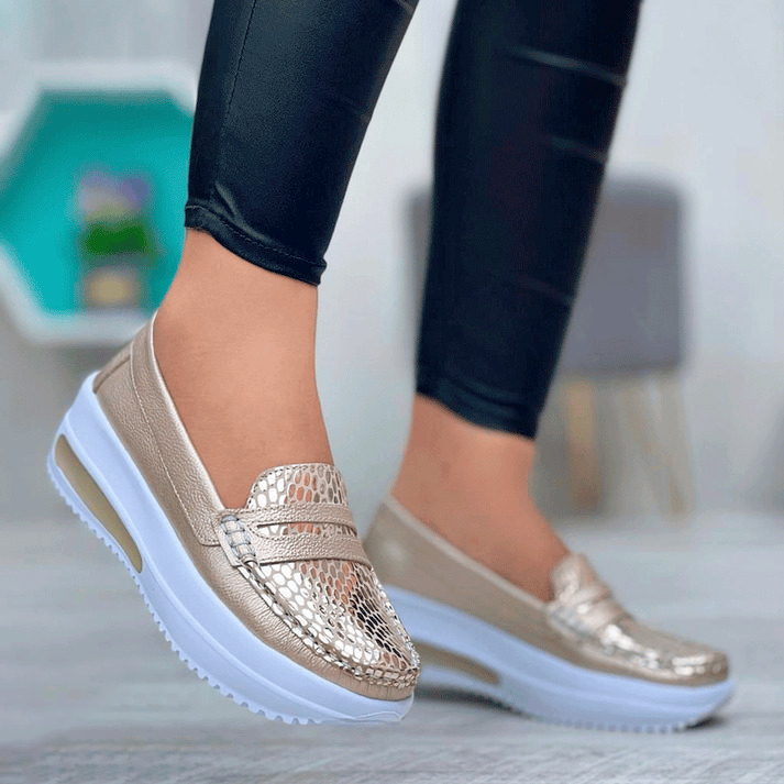 🔥Last Day Promotion 50% OFF - Women's Comfortable Casual Thick Sole Walking Shoes