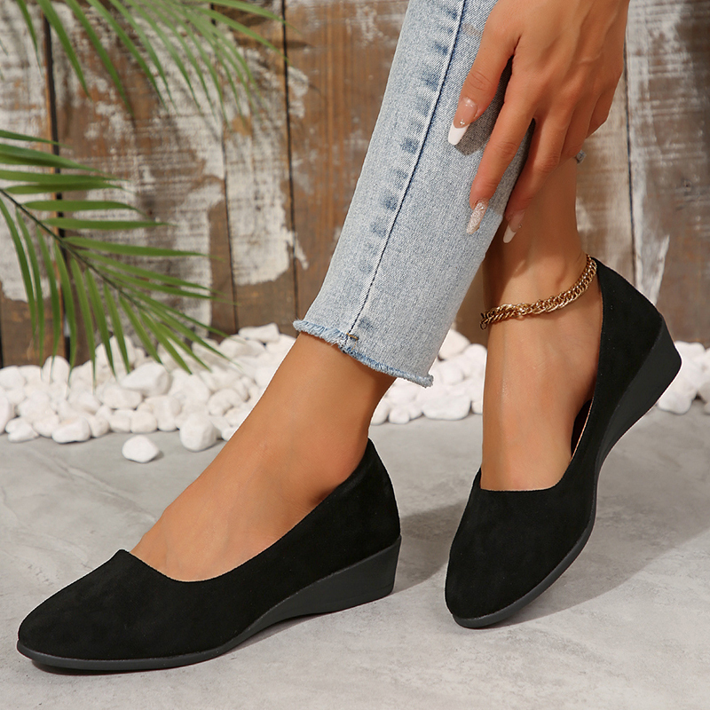 🔥Last Day Promotion 50% OFF - Women's Comfortable Soft Sole Slope Heel Casual Shoes