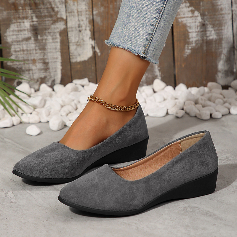 🔥Last Day Promotion 50% OFF - Women's Comfortable Soft Sole Slope Heel Casual Shoes