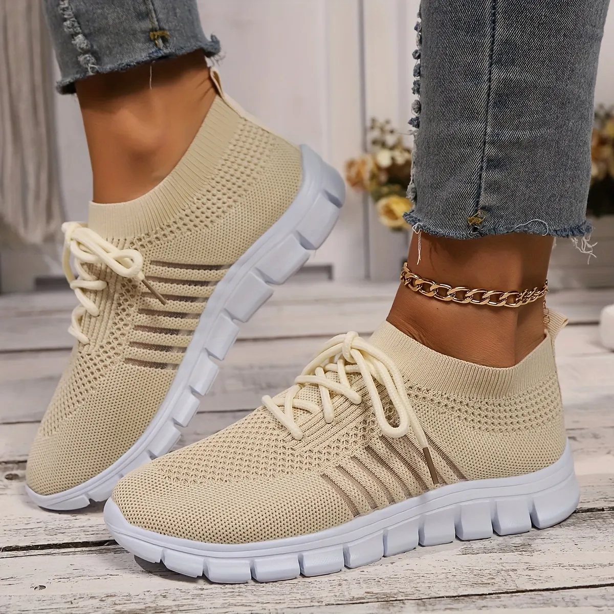 🔥Last Day Promotion 50% OFF - Women's Lightweight Breathable Soft Sole Orthopaedic Sneakers