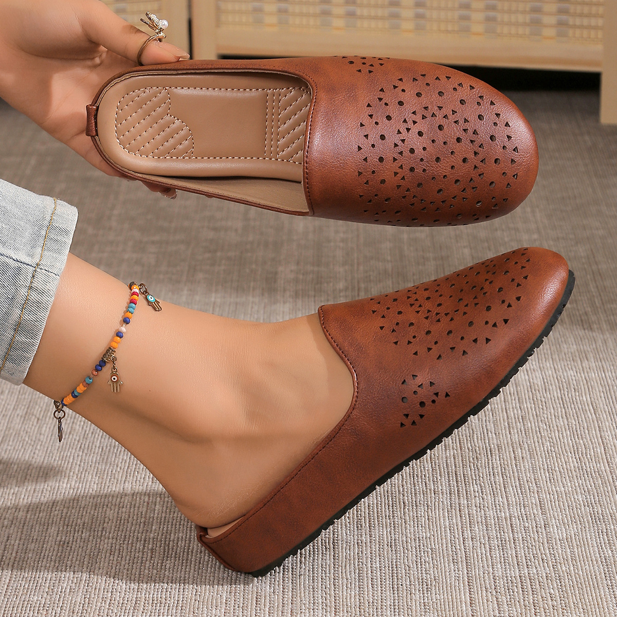 🔥Last Day Promotion 50% OFF - Women's Soft Sole Orthopaedic Leather Sandals