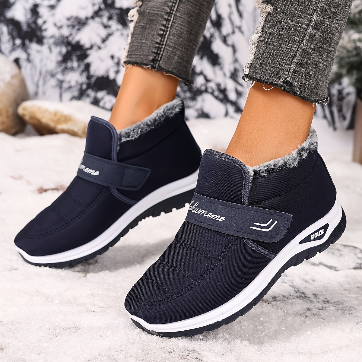🔥Last Day Promotion 50% OFF - Women's Warm Anti-Slip Slip-On Orthopaedic Boots