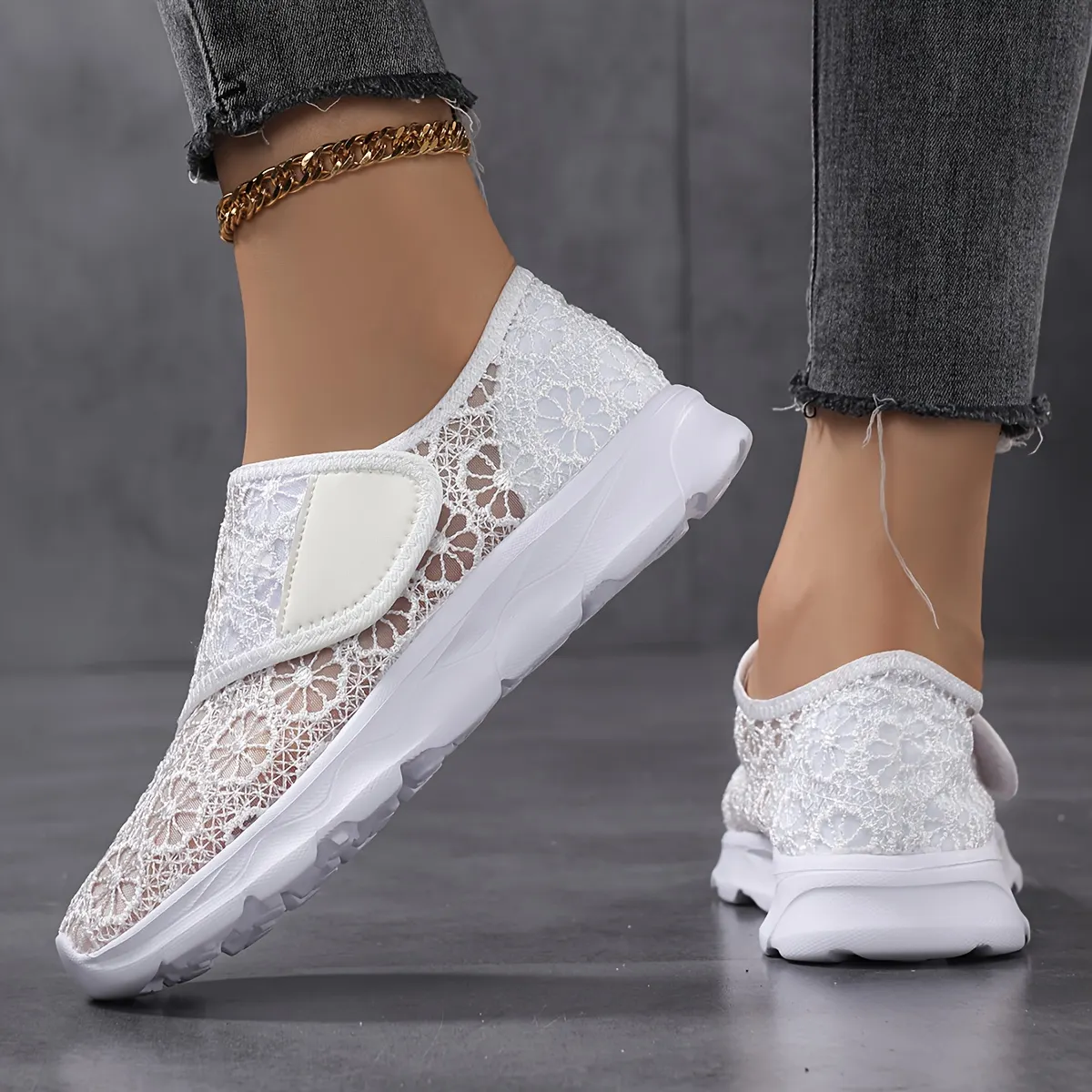 🔥Last Day Promotion 50% OFF - Women's Comfortable Lightweight Breathable Lace Walking Shoes