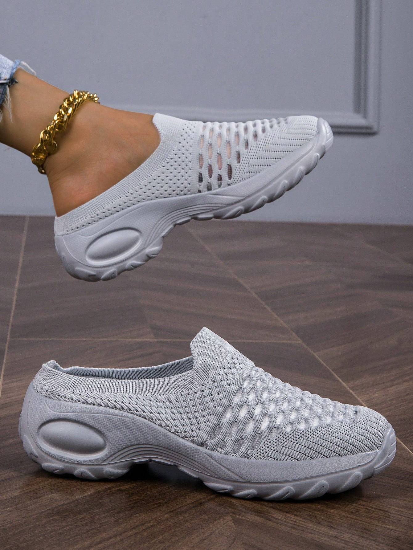 🔥Last Day Promotion 50% OFF - Women's Comfortable Breathable Orthopaedic Shoes
