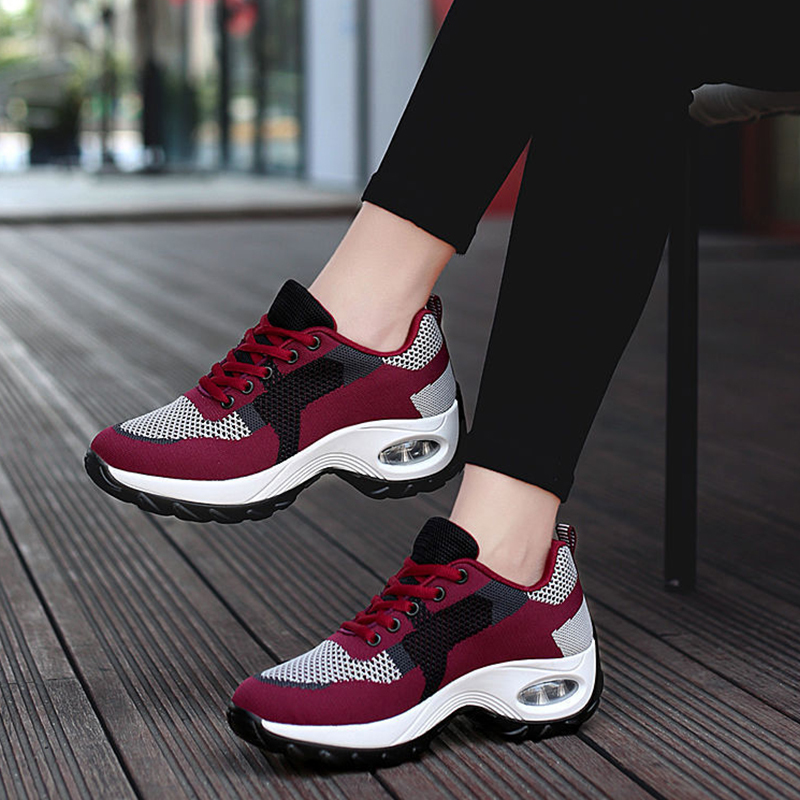 🔥Last Day Promotion 50% OFF - Women's Comfortable Breathable Cushioned Orthopaedic Sneakers