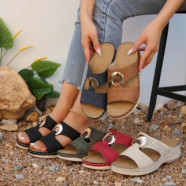 🔥Last Day Promotion 50% OFF - Women's Casual Breathable Leather Orthopaedic Platform Sandals (Buy 2 Free Shipping)