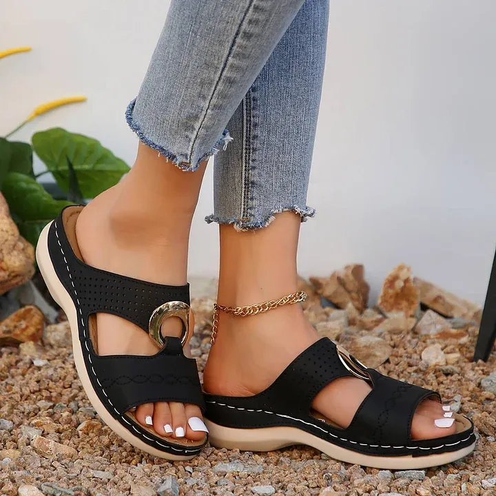 🔥Last Day Promotion 50% OFF - Women's Casual Breathable Leather Orthopaedic Platform Sandals (Buy 2 Free Shipping)