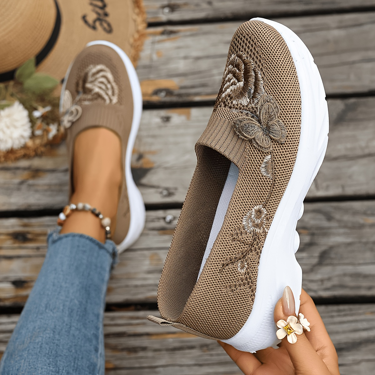 🔥Last Day Promotion 50% OFF - Women's Embroidered Comfortable Breathable Casual Shoes