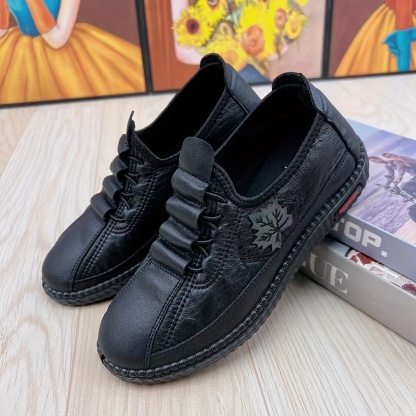 🔥Last Day Promotion 50% OFF - Women's Comfortable Soft-Soled Handcrafted Leather Orthopaedic Shoes