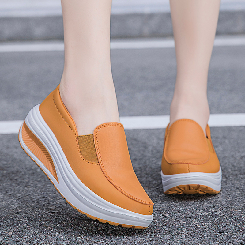 🔥Last Day Promotion 50% OFF - Women's Comfortable Chunky-Soled Wedge Casual Shoes