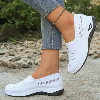 🔥Last Day Promotion 50% OFF - Women's Lightweight Breathable Soft-Sole Walking Shoes