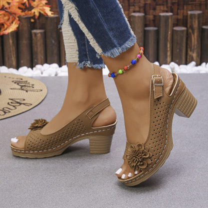 🔥Last Day Promotion 50% OFF - Women's Flower Block Heel Sandals