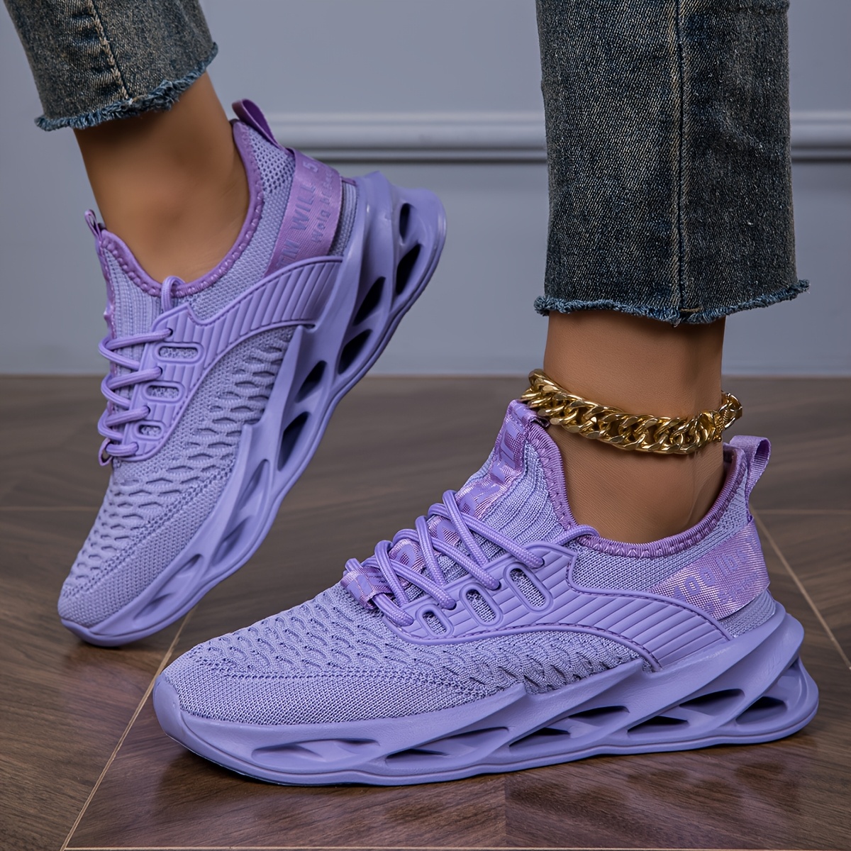 Women's New Breathable Shock-Absorbing Elastic Fashionable Sneakers