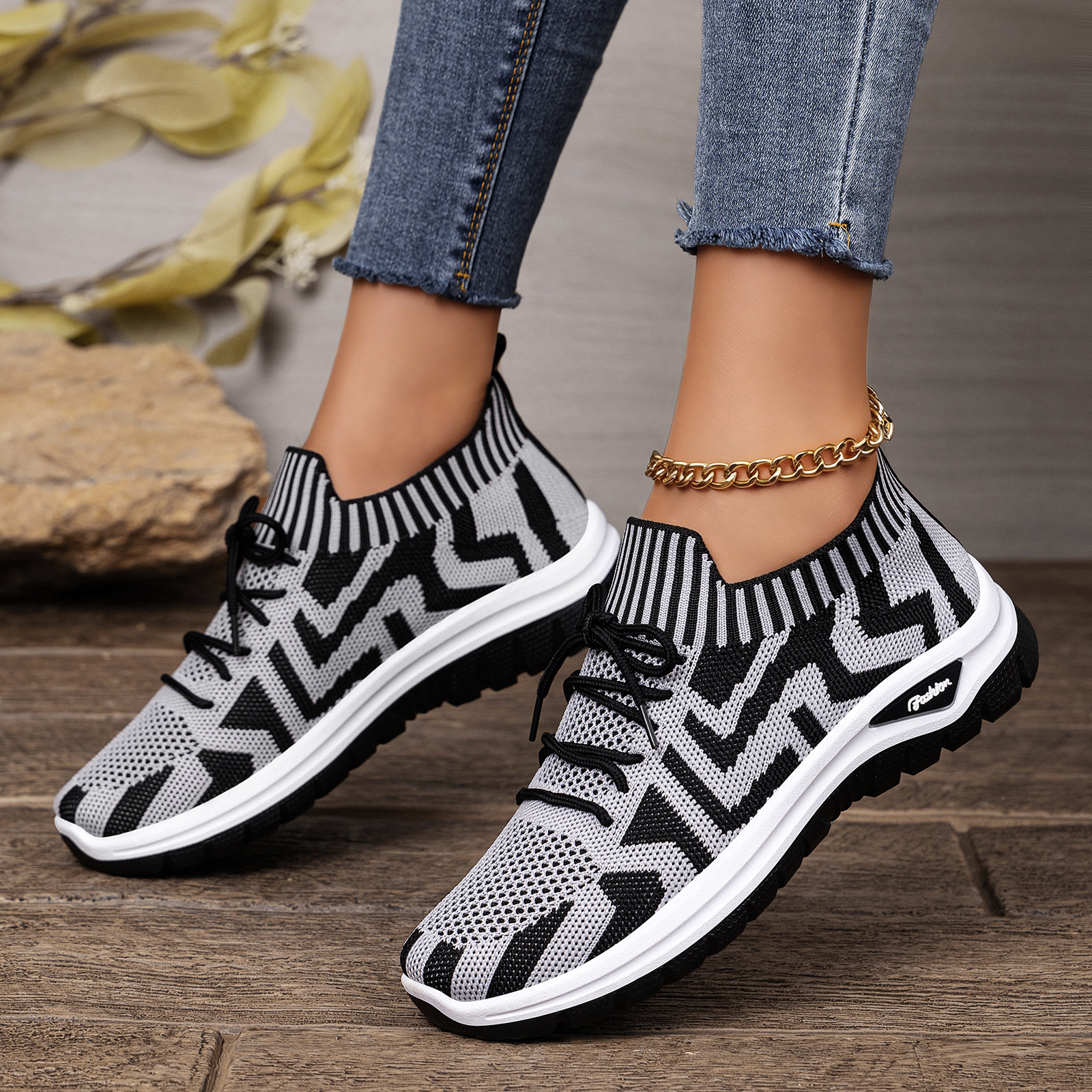 🔥Last Day Promotion 50% OFF - Women's Comfortable Breathable Casual Shoes