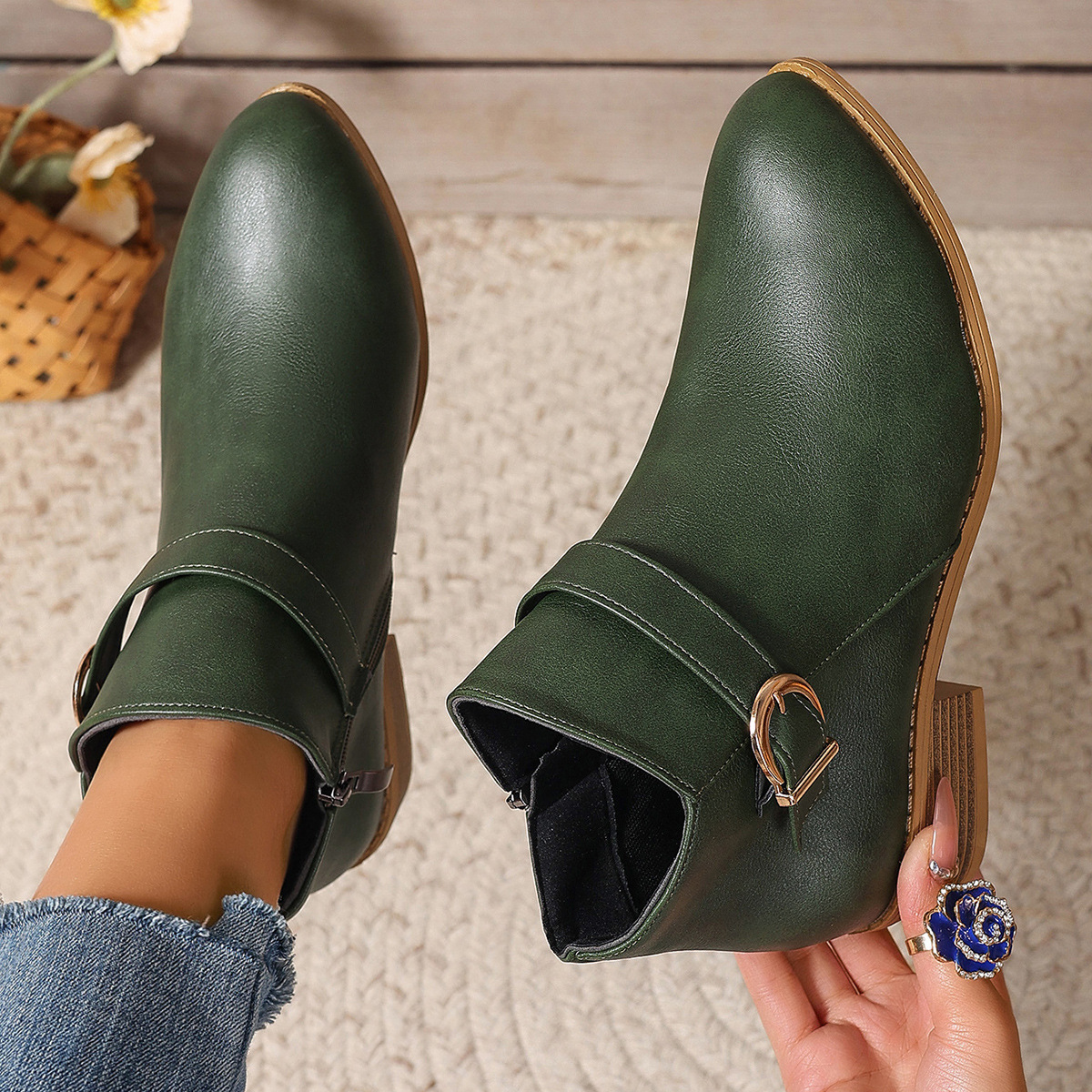 🔥Last Day Promotion 50% OFF - Women's Comfortable Chunky Heel Leather Ankle Boots