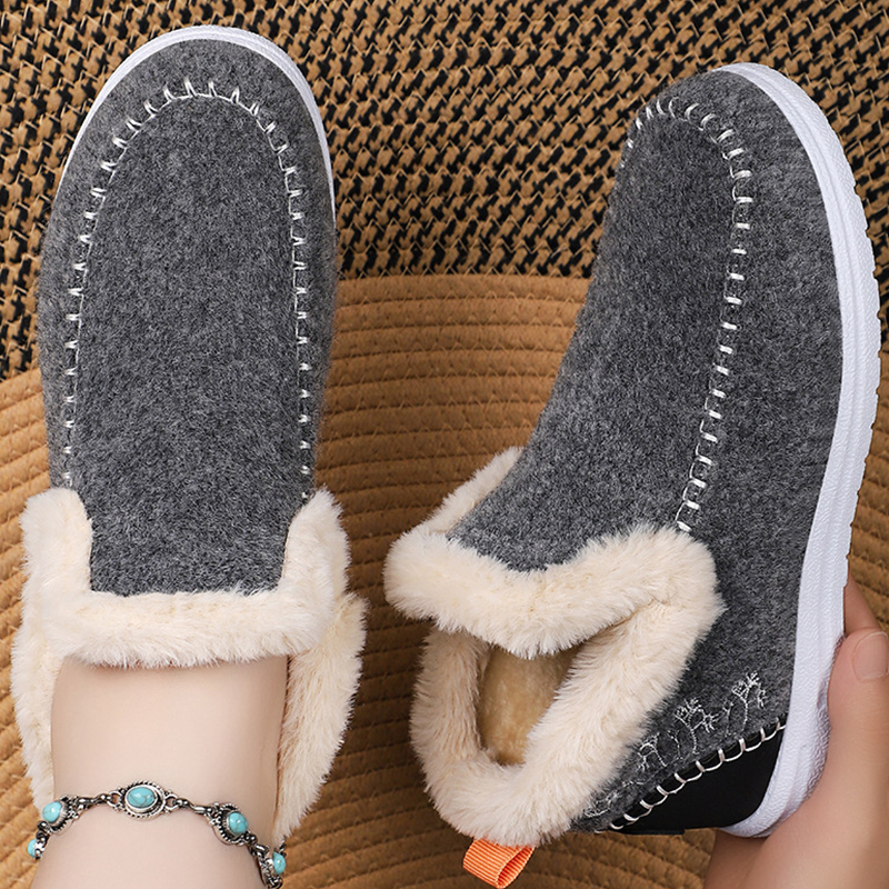 🔥Last Day Promotion 50% OFF - Women's Handcrafted Comfortable Slip-On Snow Boots