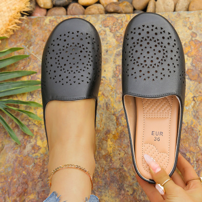 🔥Last Day Promotion 50% OFF - Women's Soft Sole Orthopaedic Leather Sandals
