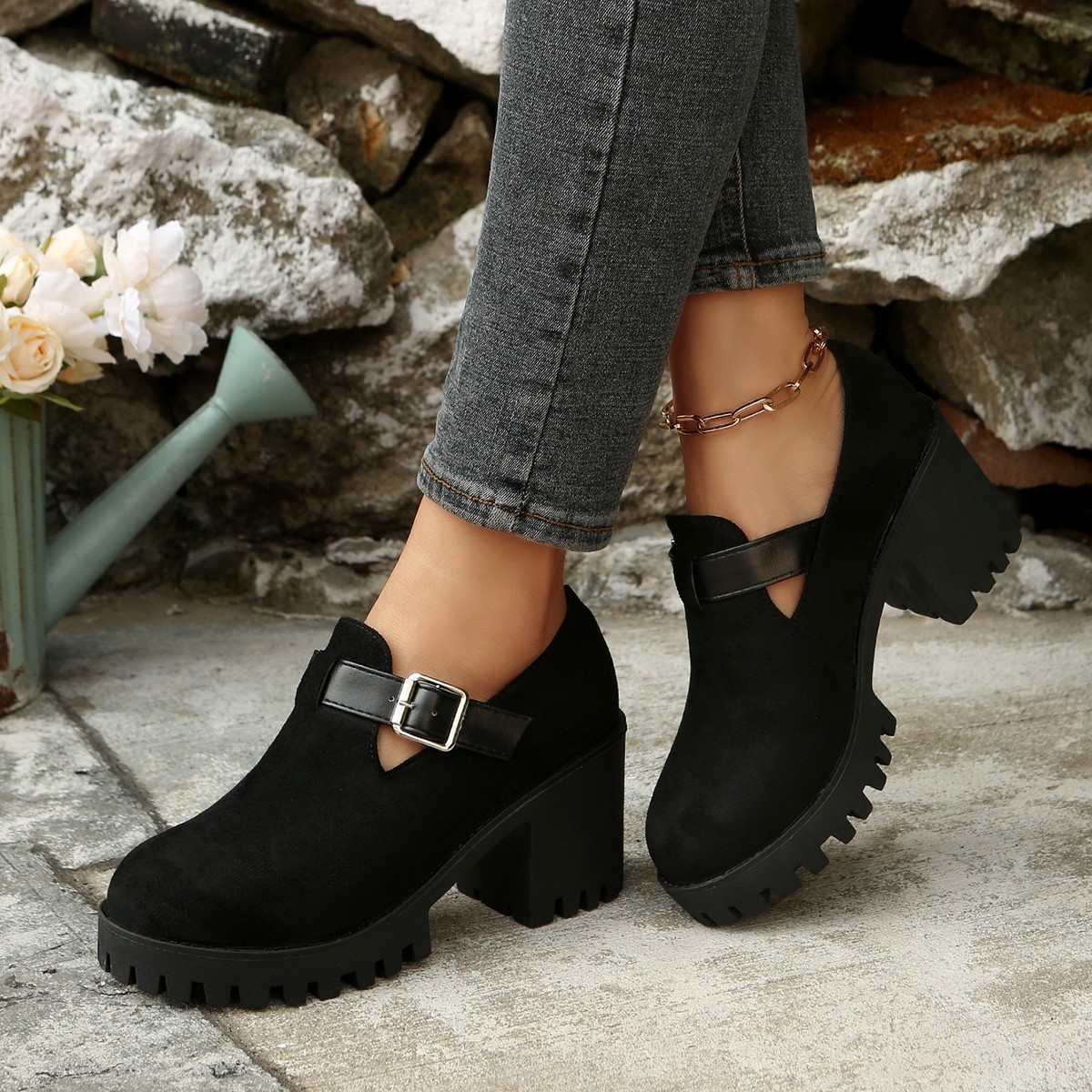 🔥Last Day Promotion 50% OFF - Women's Fashion Chunky Heel Shoes