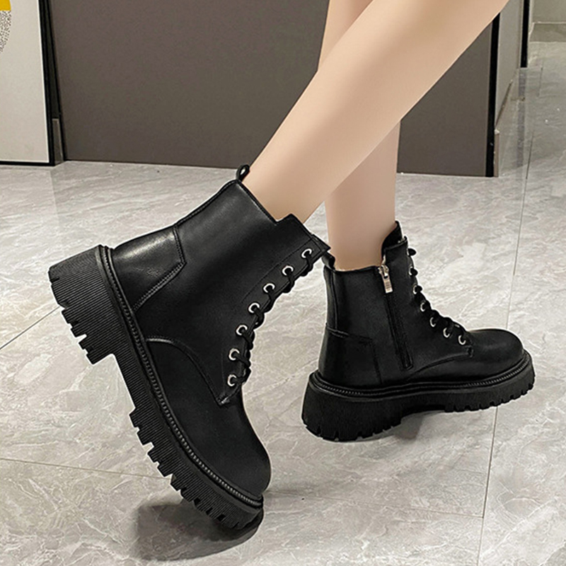 🔥Last Day Promotion 50% OFF - Women's Non-slip Warm Mid-heeled Leather Boots