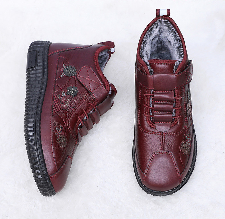 🔥Last Day Promotion 50% OFF - Women's Comfortable Non-Slip Slip-On Warm Boots