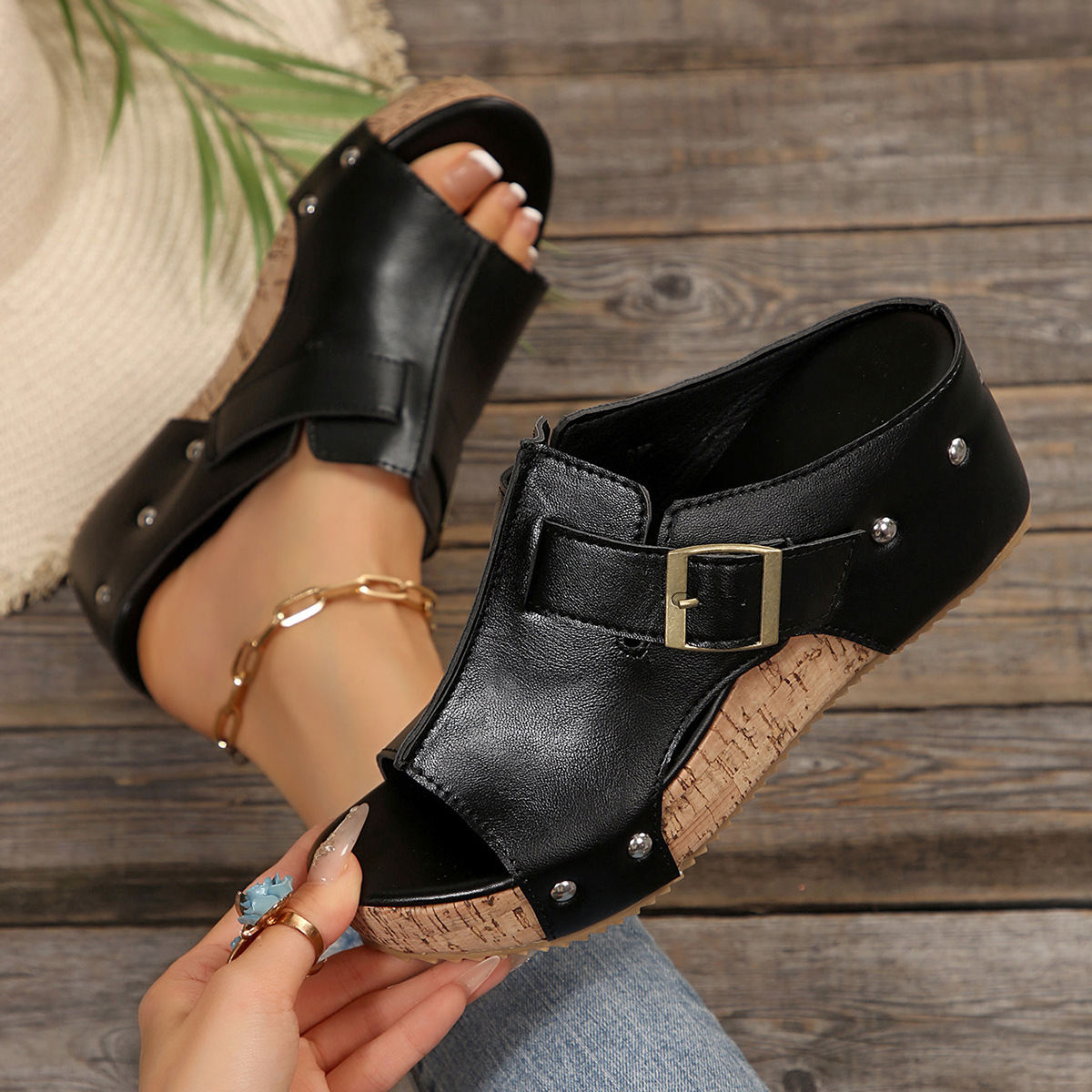 🔥Last Day Promotion 50% OFF - Women's Studded Embellished Thick Leather Orthopaedic Sandals