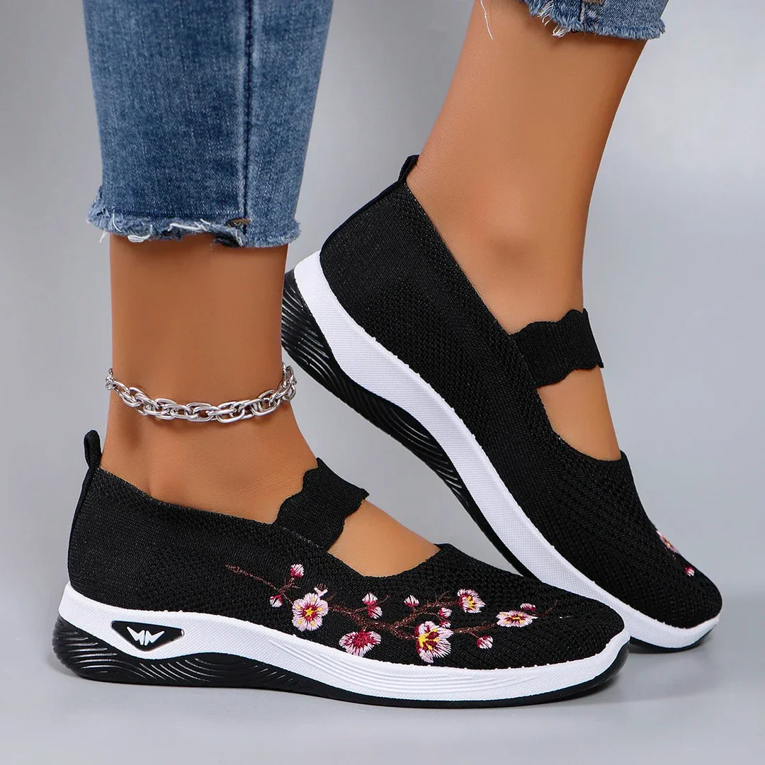 🔥Last Day Promotion 50% OFF - Women's Casual Breathable Slip On Orthopaedic Walking Shoes